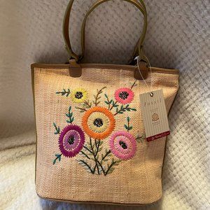 NEW Fossil Natural Floral Bouquet Tote